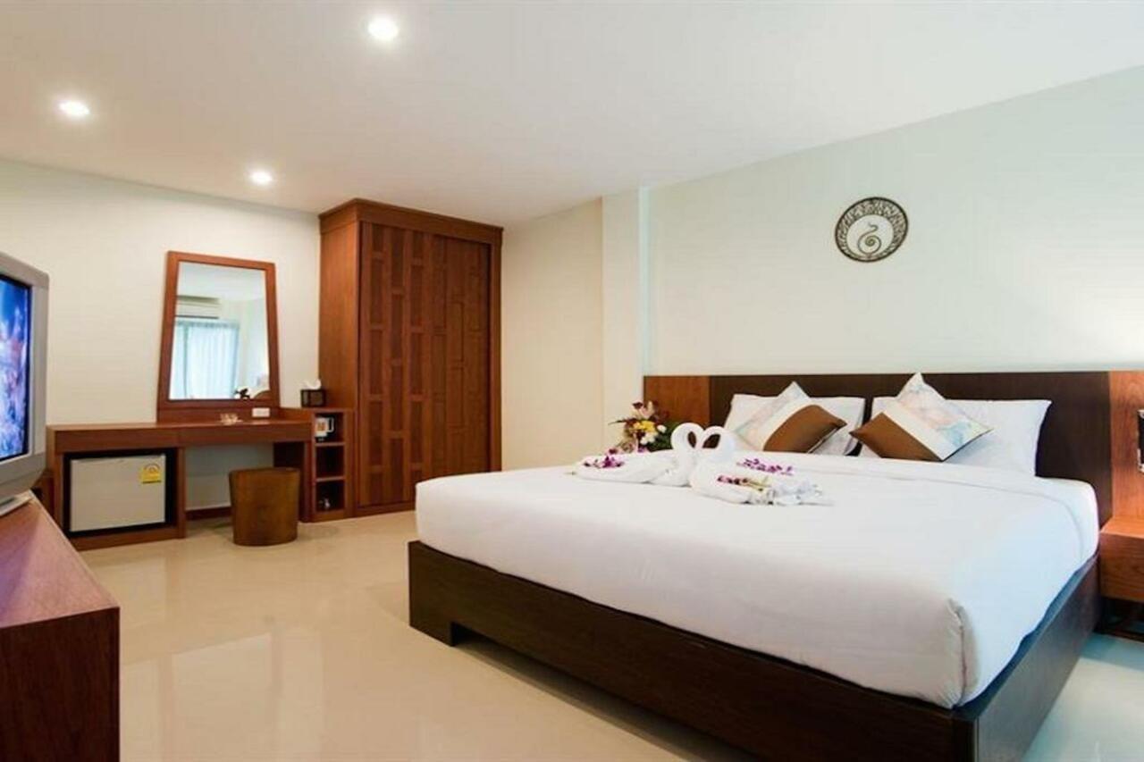 Deva Suites Patong Phuket Exterior foto