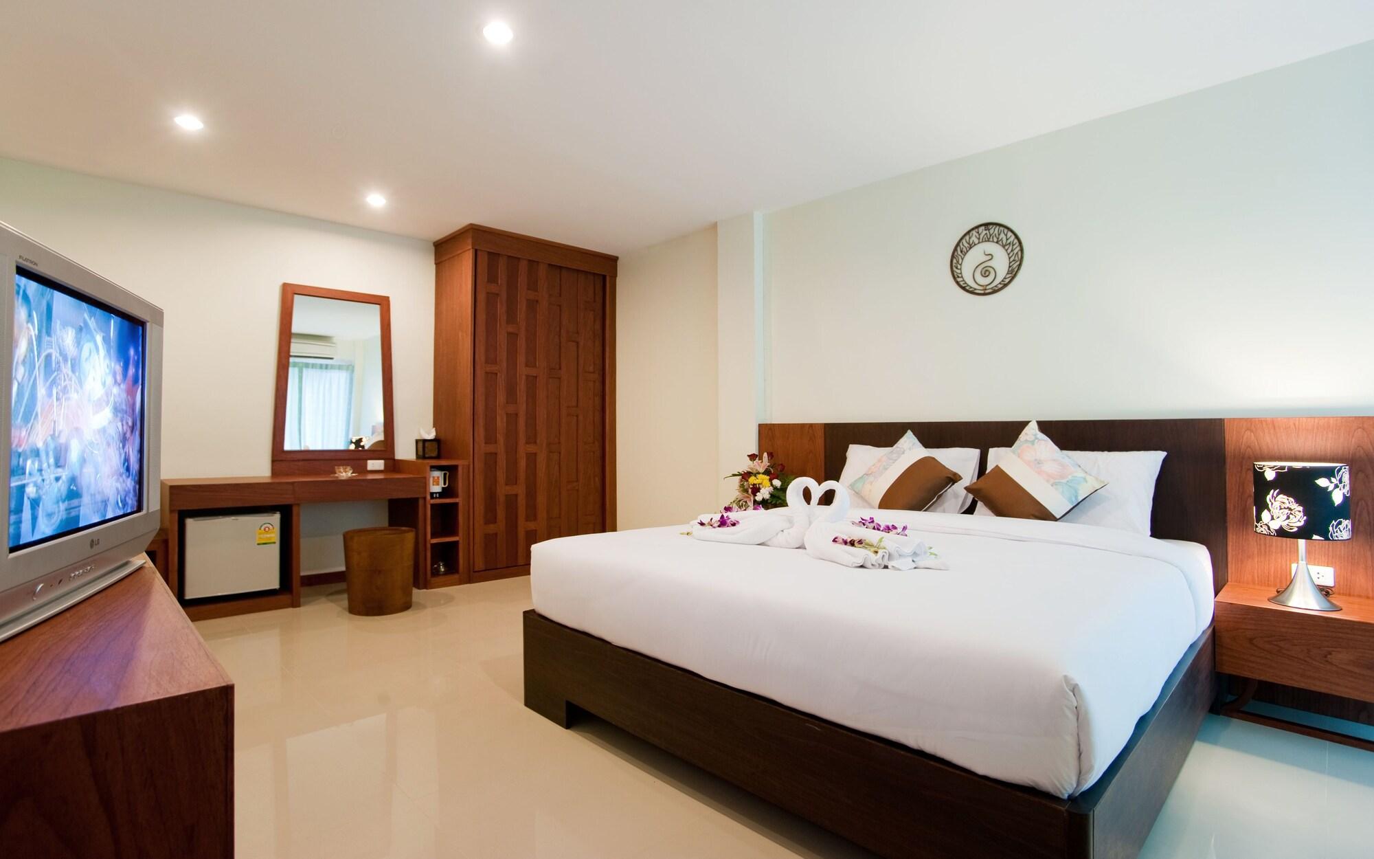 Deva Suites Patong Phuket Exterior foto