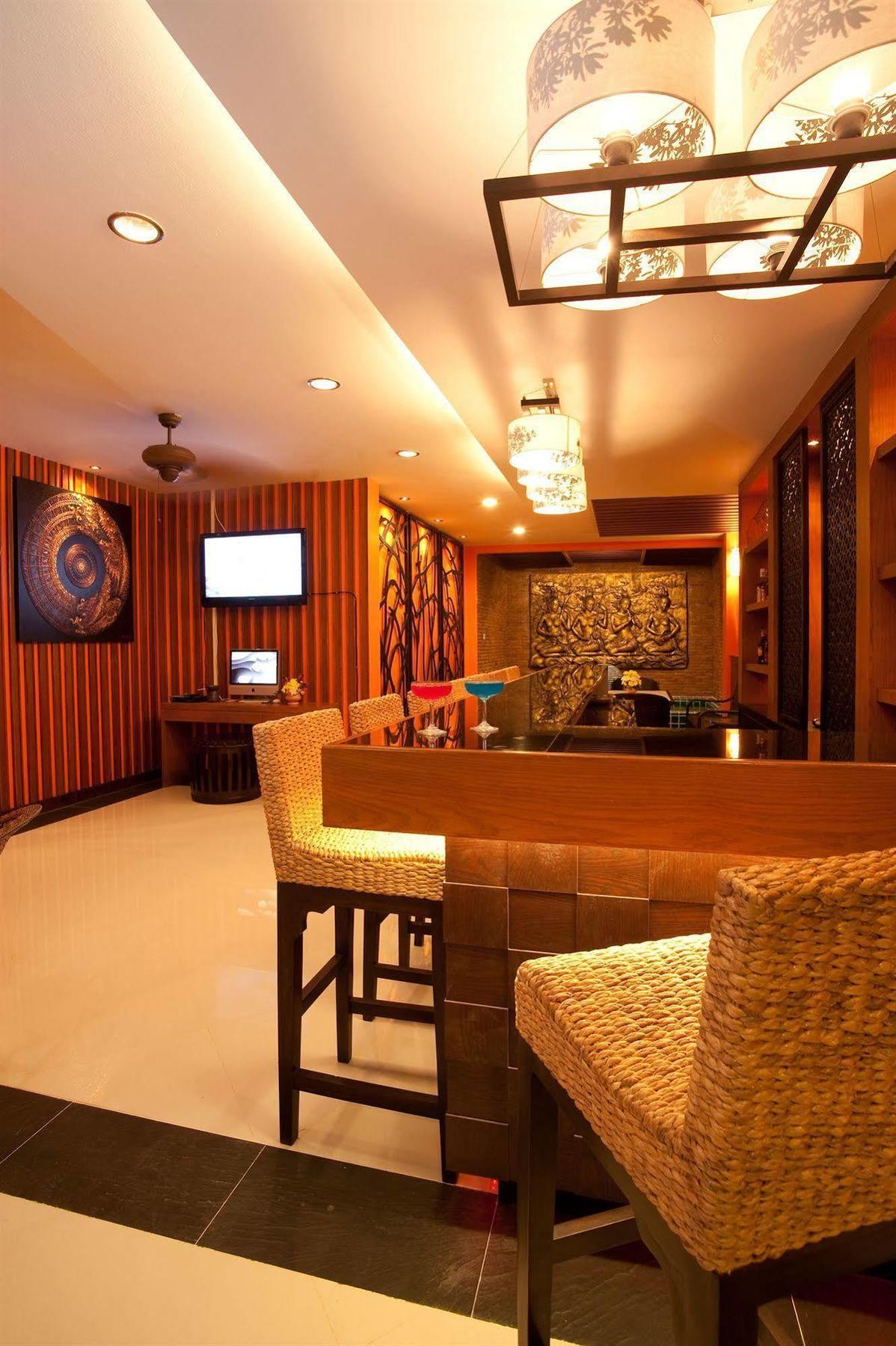 Deva Suites Patong Phuket Exterior foto