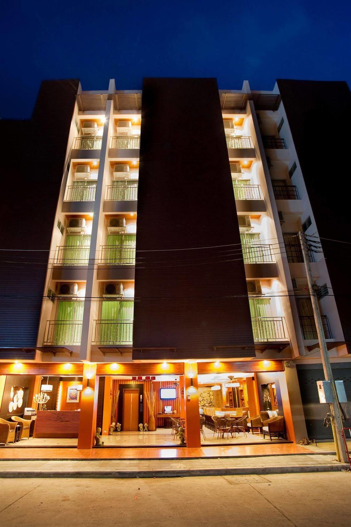 Deva Suites Patong Phuket Exterior foto